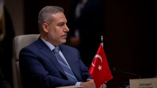 فيدان يناقش تطورات الحرب مع نظرائه الإيراني والمصري ومسؤولين أمريكيين