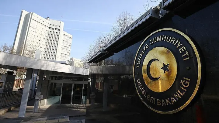 Türkiye për deklaratat e Francës dhe Greqisë: Rrezikojnë të dëmtojnë paqen dhe stabilitetin rajonal