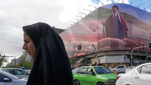 خامنئي: فصل جديد يتشكل في الخليج ومضيق هرمز منذ اندلاع الحرب