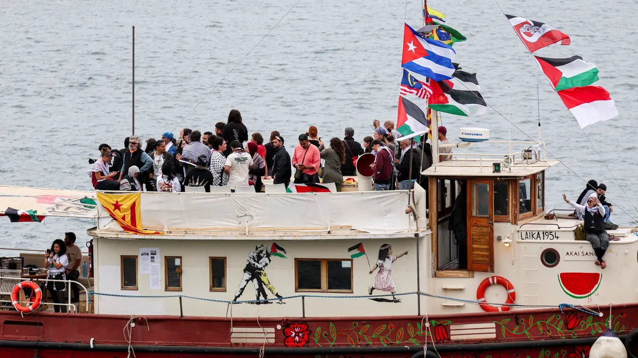 إسرائيل تعلن إنزال ناشطي "أسطول الصمود" في اليونان والأمم المتحدة تبدي قلقاً بالغاً