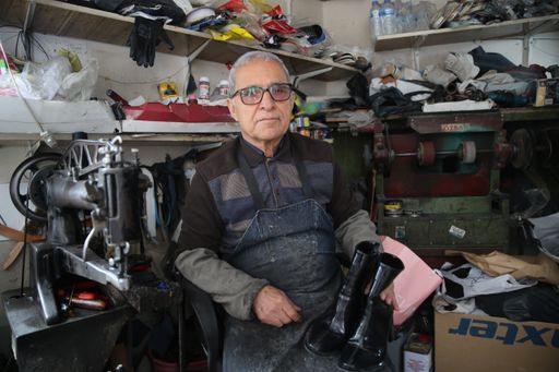 Pasioni për këpucarinë  Mjeshtri nga Hatay mban gjallë zanatin prej 44 vitesh