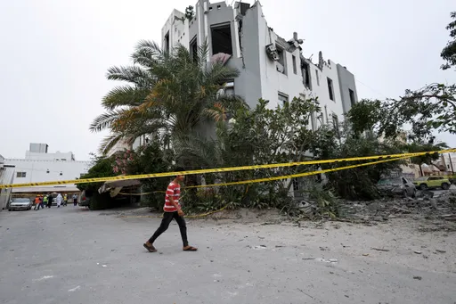 Иран и земјите од Заливот известуваат за нови напади со дронови и ракети и покрај прекинот на огнот