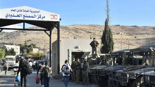 إنذار إسرائيلي بإخلاء معبر المصنع تمهيداً لقصفه ونفي لبناني وسوري لاستخدامه عسكرياً