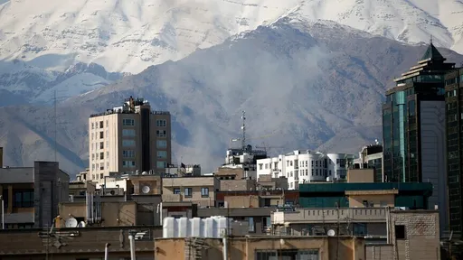 Најмалку 17 загинати во Иран по заеднички напади на САД и Израел