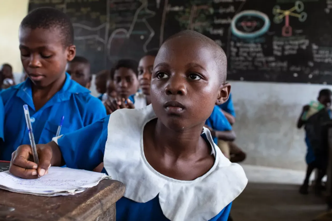 How classrooms for Africa dey face di world toughest test
