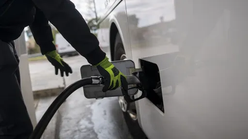 Nafta između diplomatije i rata: Cijene stagniraju dok se čeka ishod pregovora