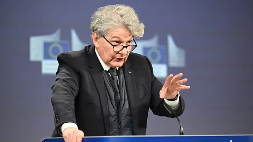 Bivši evropski komesar: Iran drži ključeve rata uprkos prijetnjama SAD-a