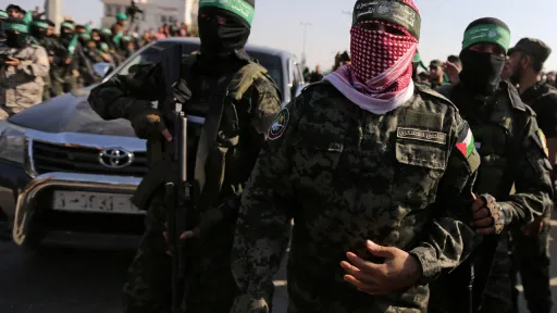 مخالفت قاطع حماس با خلع سلاح پیش از اجرای کامل مرحله نخست آتش‌بس