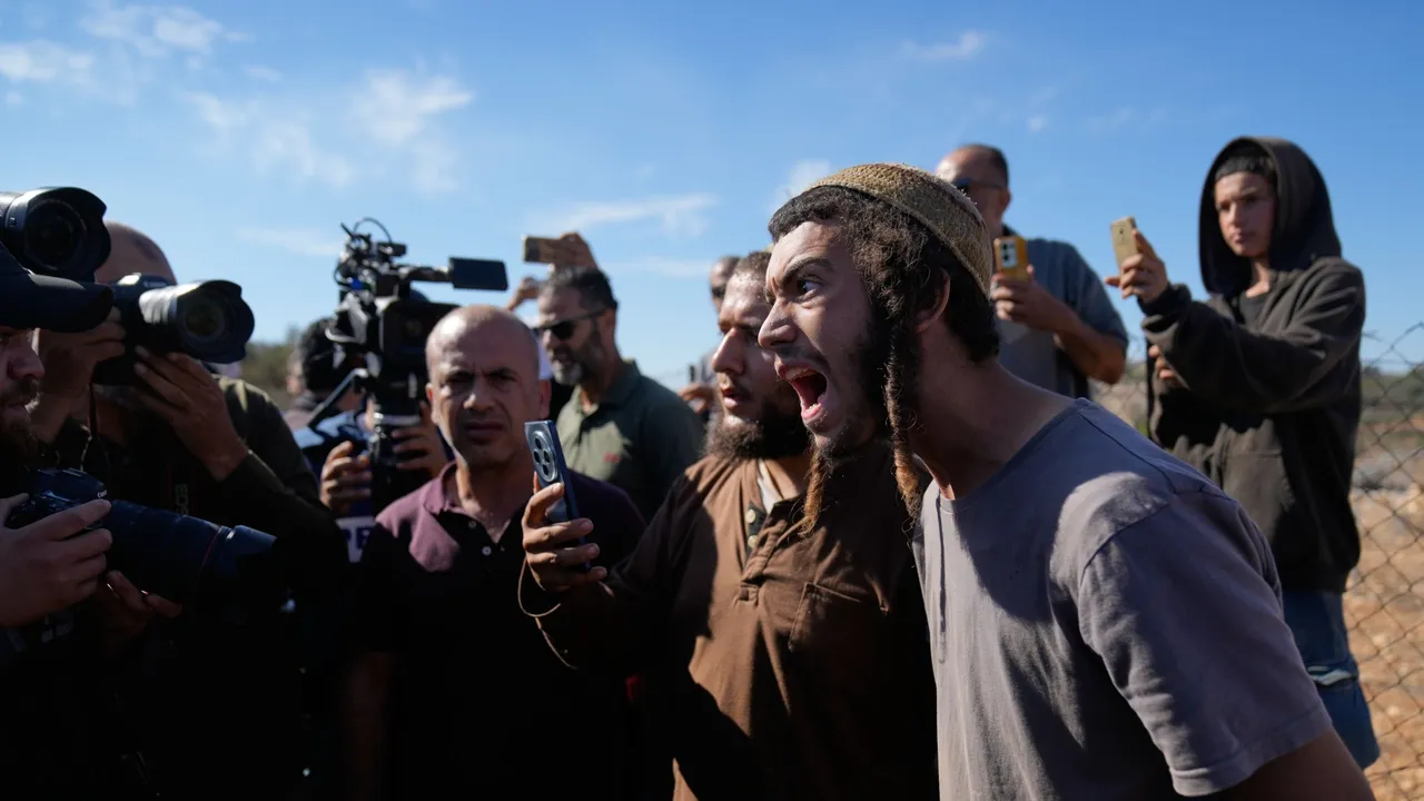 Еврей қоныстанушылары басып алынған Батыс Шерияда 10 палестиналықты жаралады