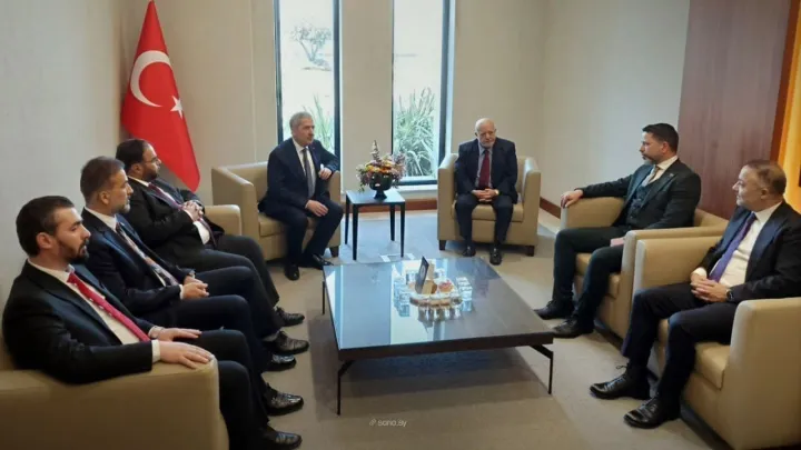 إسطنبول تستضيف أول اجتماع اقتصادي تركي-سوري لتعزيز التجارة وإعادة الإعمار