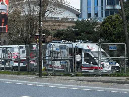 Tre terroristë neutralizohen pas shkëmbimit të zjarrit pranë Konsullatës izraelite në Stamboll