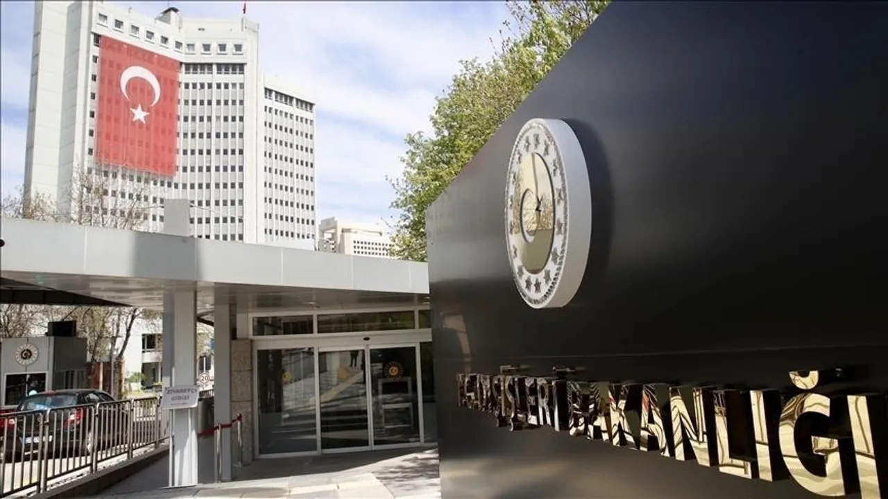 Türkiye dënon hyrjen me forcë të ministrit izraelit në Xhamia Al-Aksa