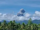Aktivitas Gunung Dukono meningkat, warga diimbau jauhi radius 4 kilometer