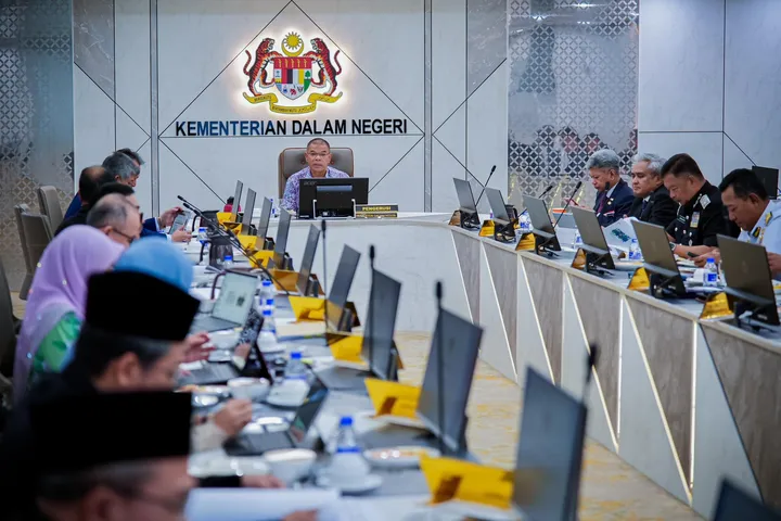 Saifuddin: Sistem pengurusan pelarian lebih mampan sedang dirangka