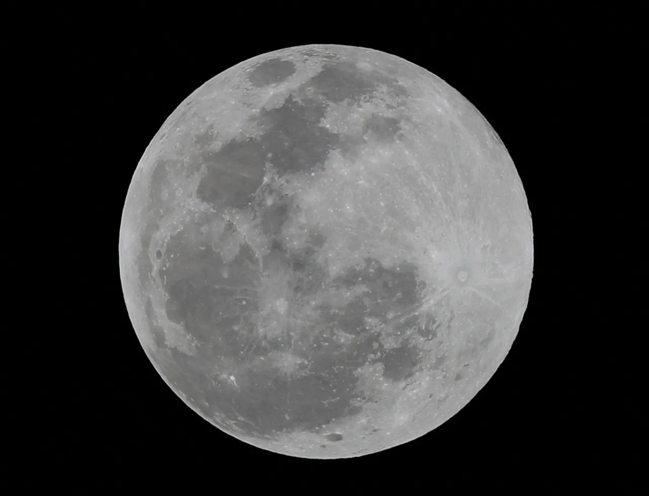 Россия намерена создать «суверенные территории» на Луне