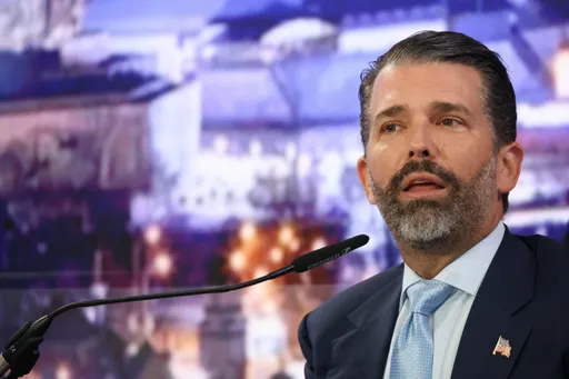 Trump Jr. haalt uit naar EU tijdens bezoek aan Bosnische Serviërs: "Europa is een ramp"