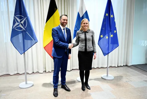 België versterkt zijn banden met Finland om de steun aan Oekraïne te vergroten