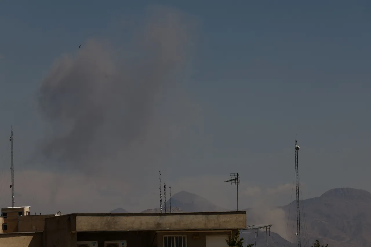 US carries out new air strikes on military site in southern Iran — report