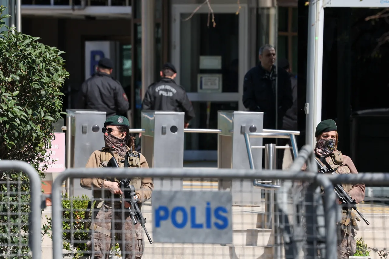 Trois terroristes neutralisés après une fusillade près du consulat israélien à Istanbul