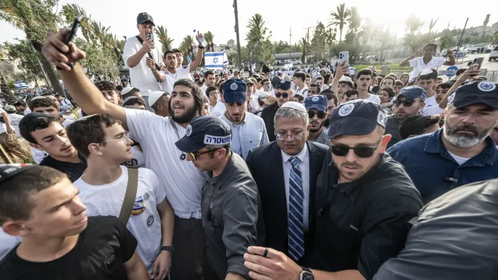 Ğaräp illäre êkstremist İzrail ministrınıñ Äl-Aqsa mäçetenä bärep kerüen qatğıy räweştä ğayepläde