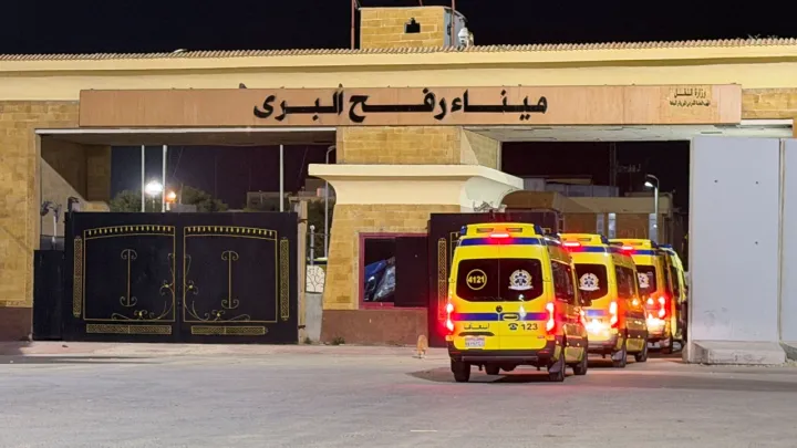 منظمة الصحة العالمية تعلّق الإخلاءات الطبية من غزة بعد استشهاد متعاقد معها