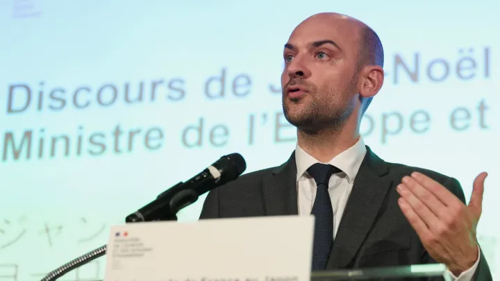 France warns US against infrastructure strikes in Iran, fears 'vicious cycle' of escalation