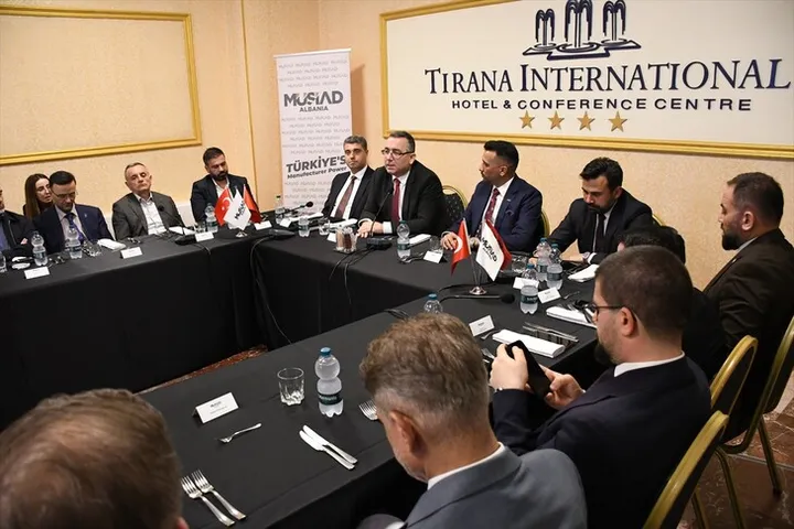 Ambasadori i Türkiyes në Tiranë: Miqësia shqiptaro-turke është e përjetshme