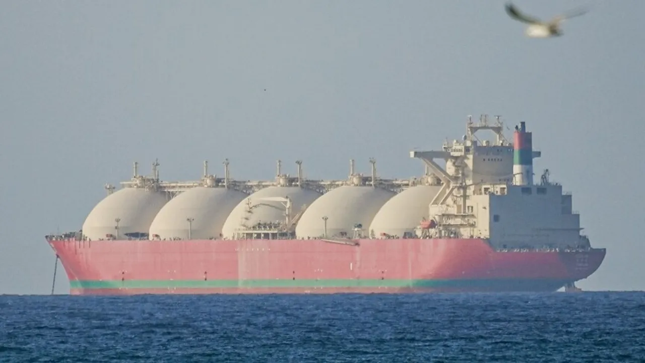 Iran obustavio promet tankera kroz Hormuški moreuz nakon izraelskih napada na Liban