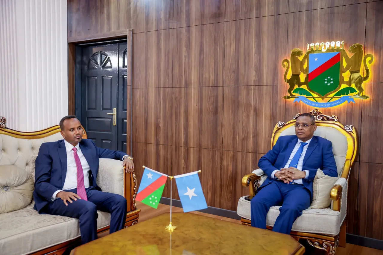 Hoggaamiyaha Koonfur Galbeed oo la kulmay mas’uuliyiin, ku baaqay dardargelinta horumarinta Baydhabo