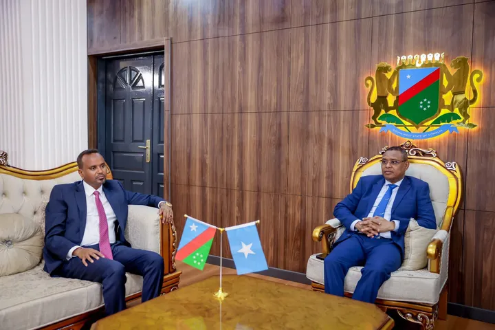 Hoggaamiyaha Koonfur Galbeed oo la kulmay mas’uuliyiin, ku baaqay dardargelinta horumarinta Baydhabo