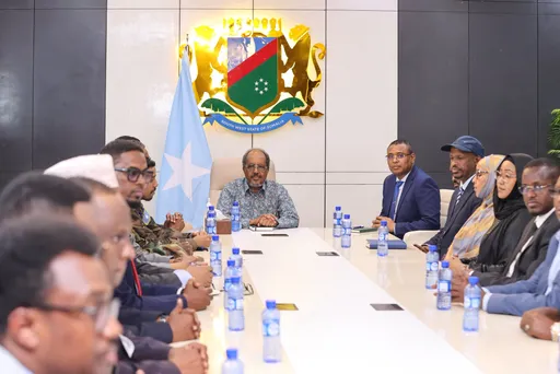 Madaxweyne Xasan Sheekh oo shir-guddoomiyay kulan looga hadlay amniga iyo horumarka Koonfur Galbeed