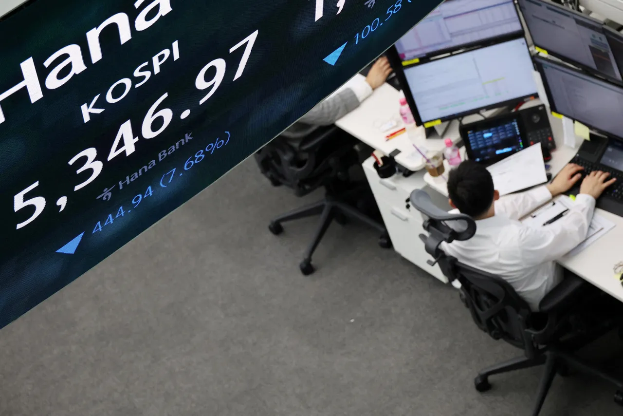 취약한 중동 휴전에 대한 경계감이 확산되면서 아시아 증시 하락