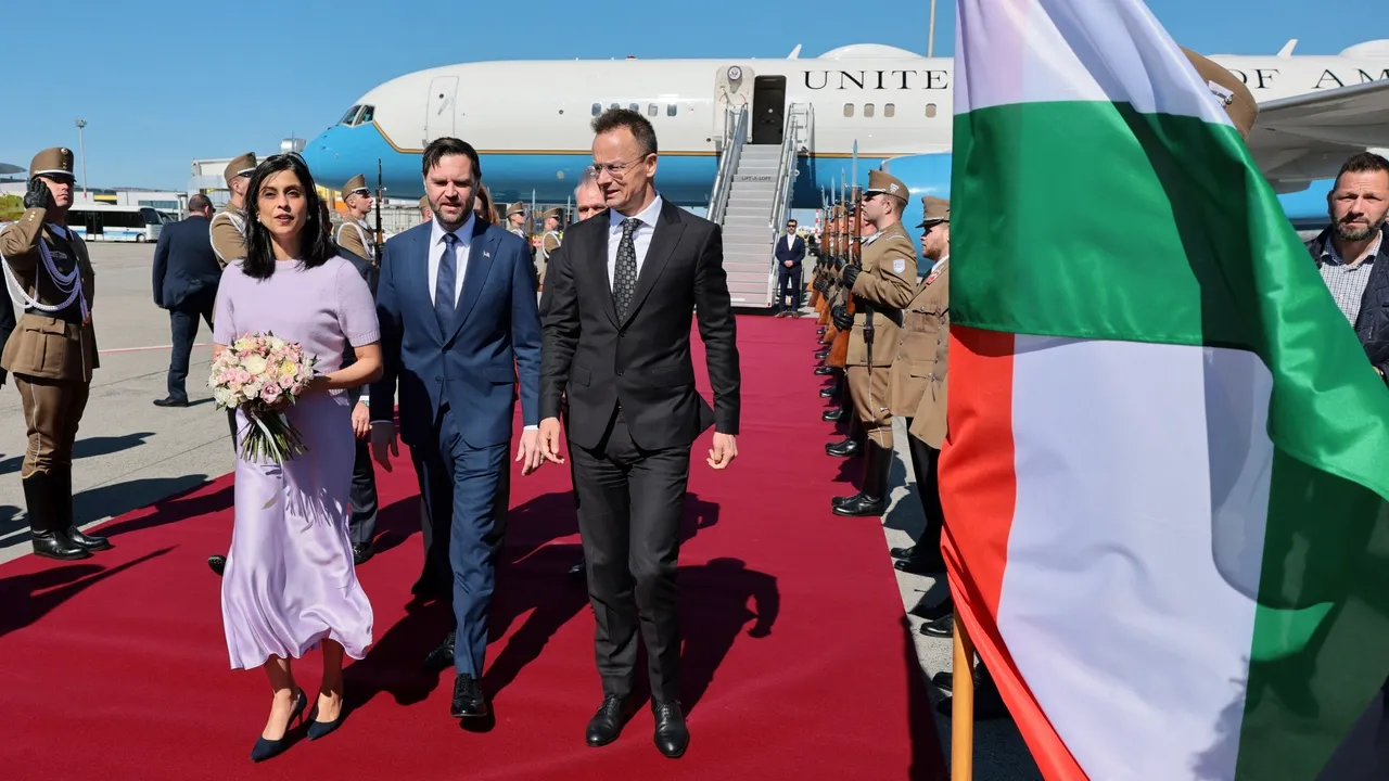 JD Vance Magyarországra utazott, hogy kifejezze az USA támogatását Orbánnak a választások miatt