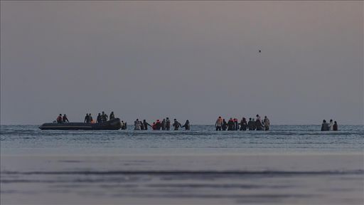 Katër emigrantë humbin jetën gjatë kalimit të Kanalit Anglez pranë veriut të Francës