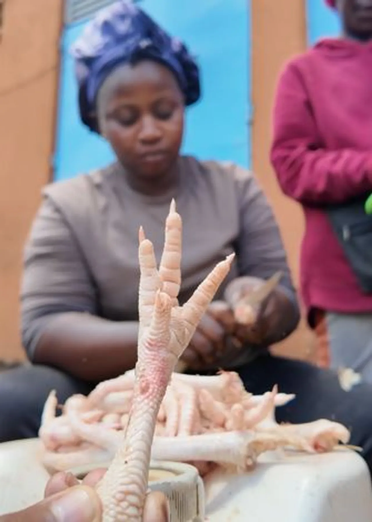 Daga ƙasusuwa zuwa abin kwaɗayi: Orenge, abincin da ke sanya santi a Nairobi