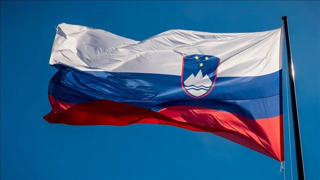Janšina vlada ukinula zabranu trgovanja oružjem s Izraelom