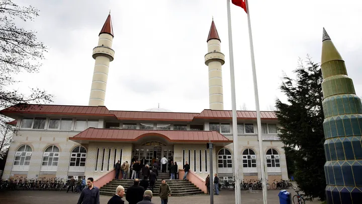 Islamitische Stichting Nederland meldt vandalisme bij moskee in Zaandam