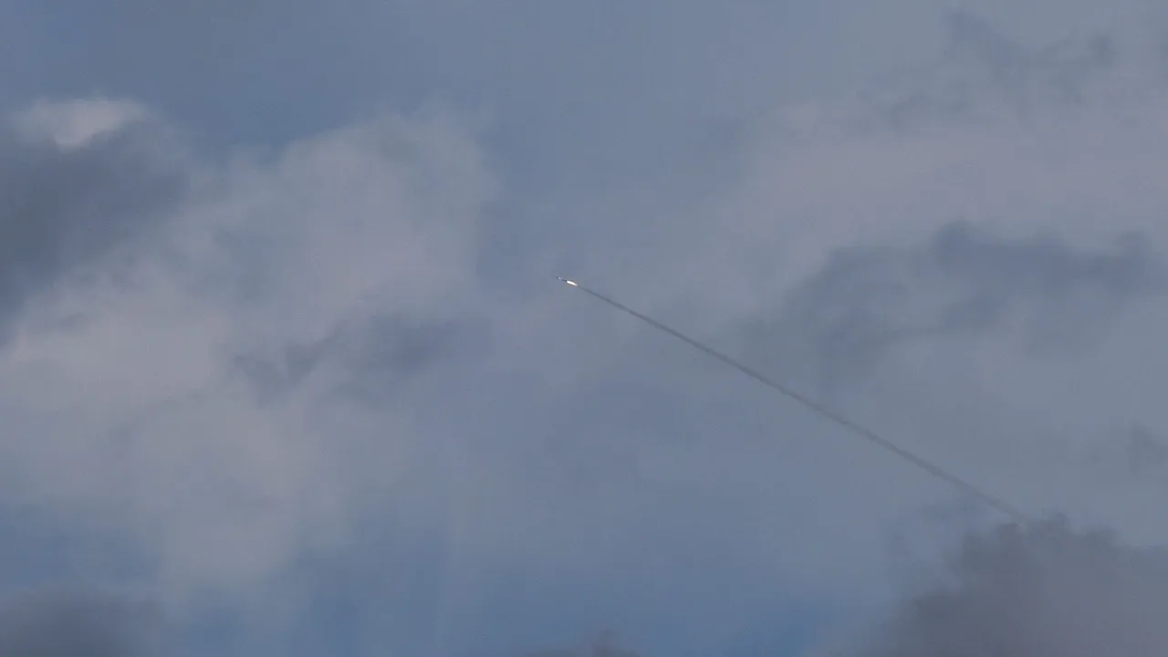 «Хезболла» ұйымы Израильдің солтүстігіне зымыран шабуылын жасады