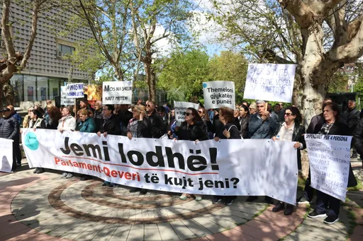 Protestë për 1 Majin në Kosovë, puntorët e sektorit privat kërkojnë rritje të pagave