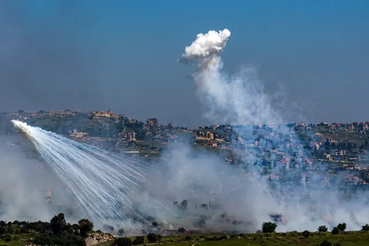 Liban: Israël accusé d’utiliser des missiles au phosphore sur les forêts de Qalila