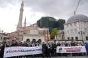 مظاهرات في تركيا تندّد بالهجوم الإسرائيلي على "أسطول الصمود" المتجه إلى غزة