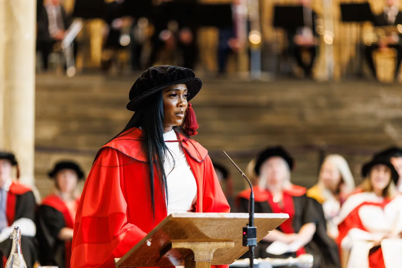 Pjevačica Tiwa Savage šalje 18 Nigerijaca na Berklee uz pune stipendije