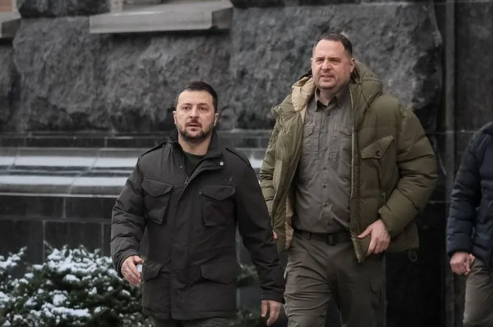 Ukraina: śledztwo w sprawie prania pieniędzy, powiązany były współpracownik prezydenta Ukrainy