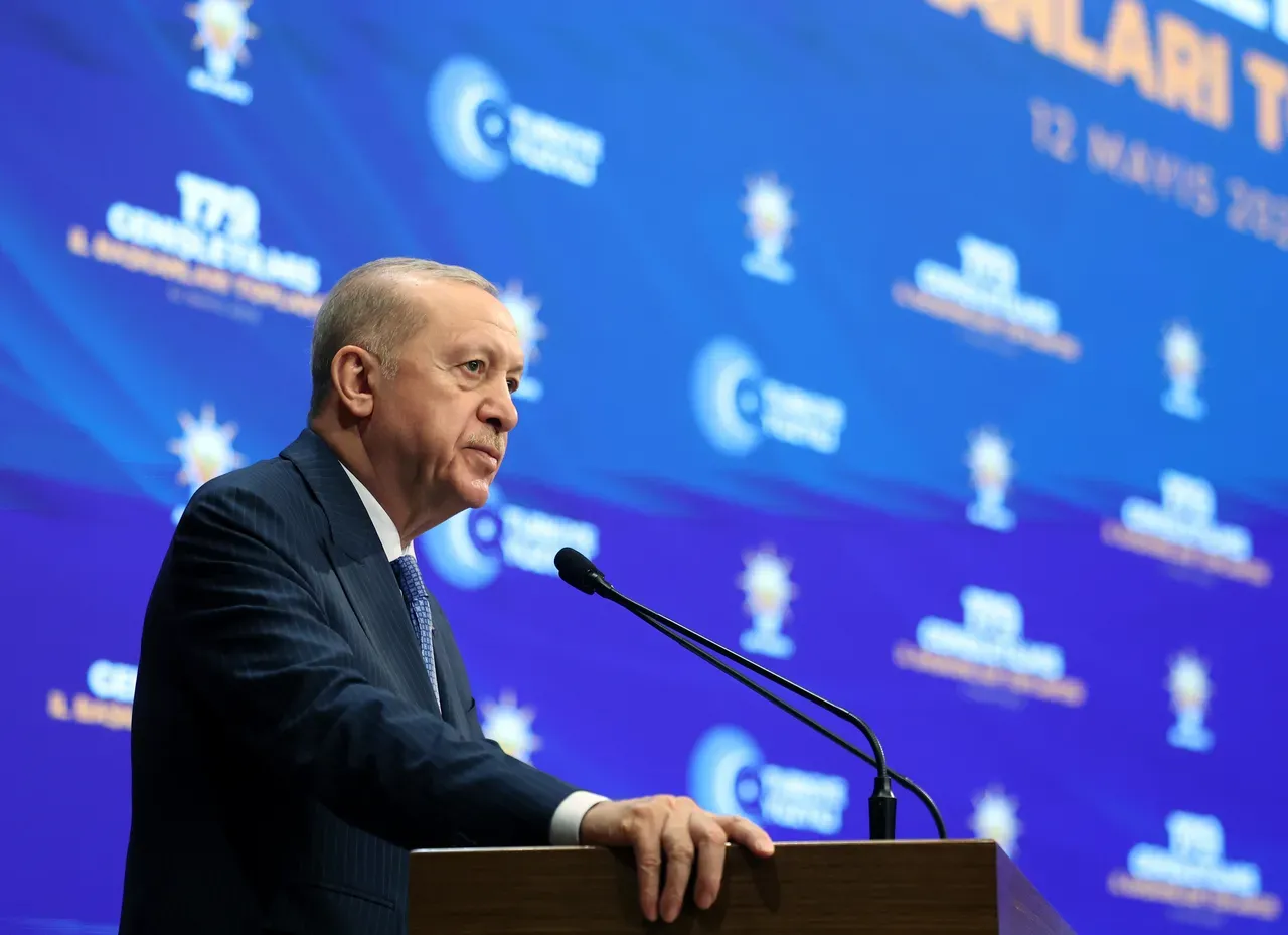 اردوغان: تورکیې د نړیوالو جګړو سربېره د خوراکي توکو د رسولو سلسله خوندي کړې ده