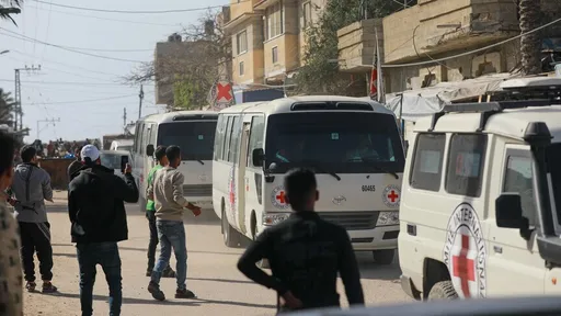 Grupi i të drejtave të njeriut: Katër mjekë nga Gaza përballen me uri në burgjet izraelite