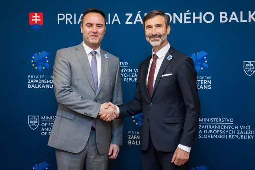 Konjufca pritet në Bratisllavë nga homologu sllovak Blanar