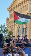 Barça : Yamal brandit le drapeau palestinien pendant les célébrations du titre de champion d’Espagne