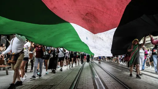 Palestinska populacija u svijetu dostigla 15,5 miliona, polovina živi u Palestini