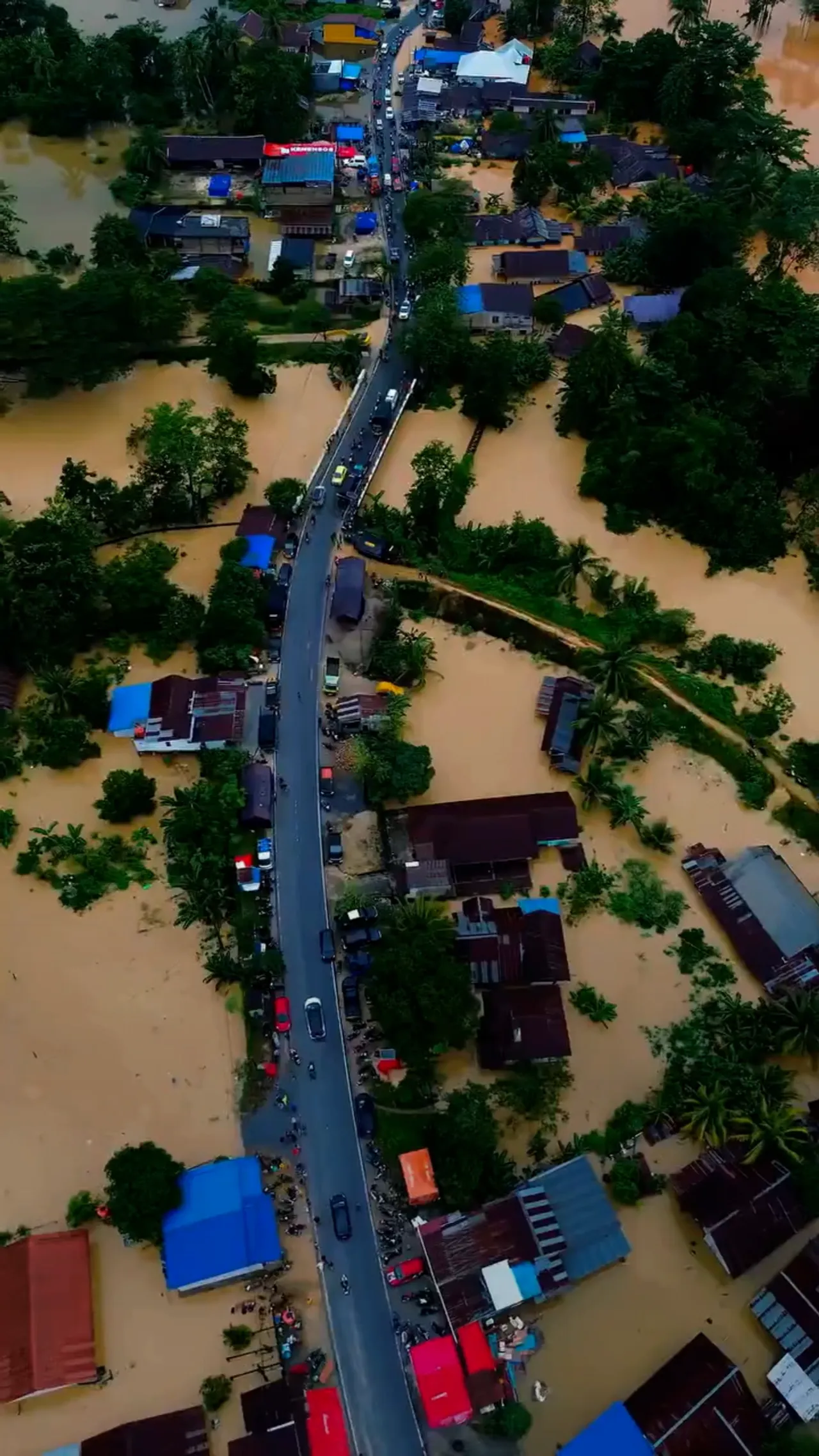 Kendari tetapkan status tanggap darurat akibat banjir rendam 7 kecamatan