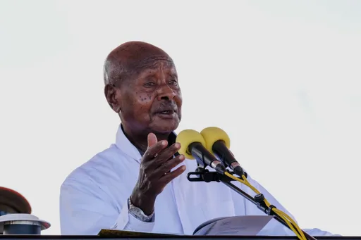 Ebola : l'Ouganda dénonce des restrictions aériennes "injustes"